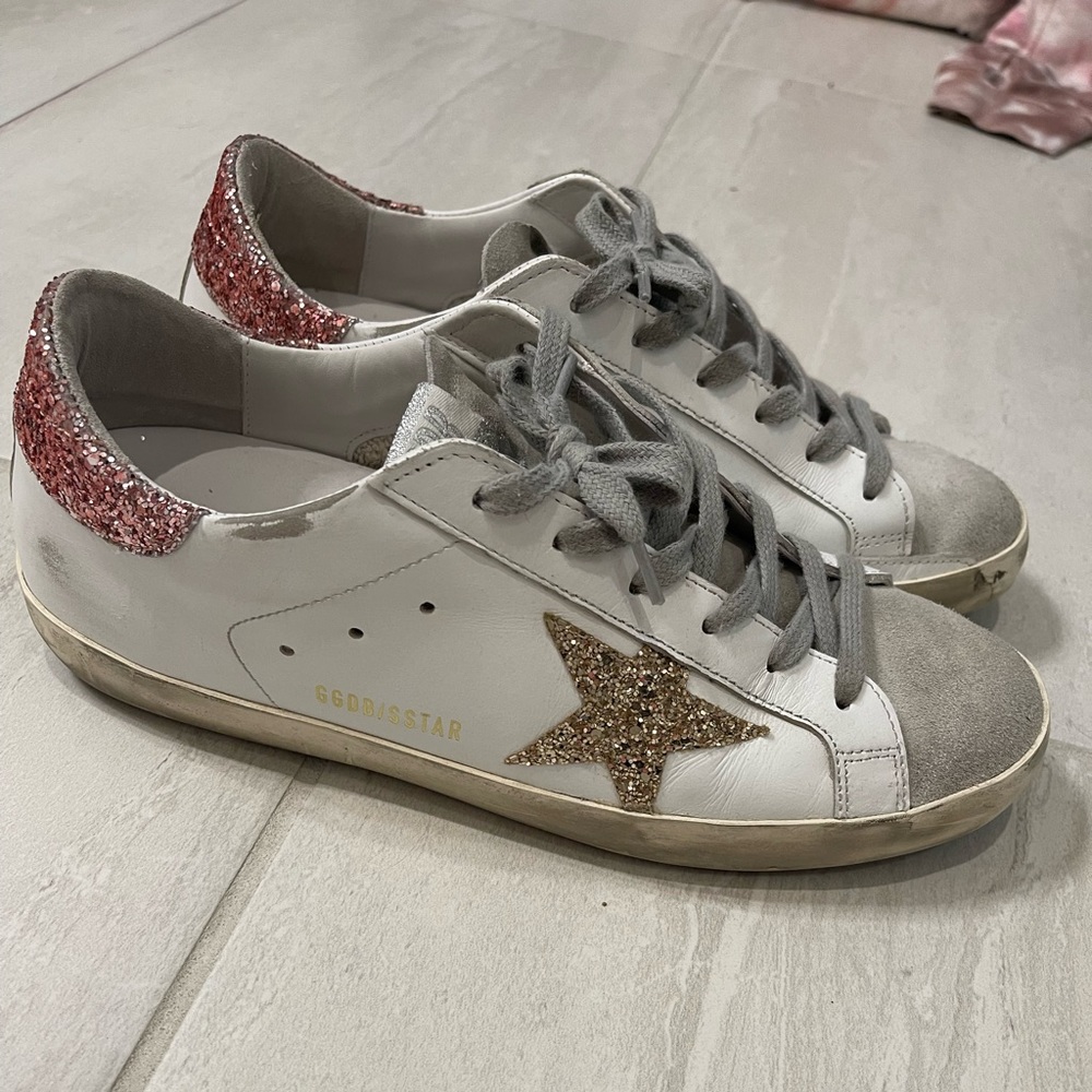 Golden Goose Superstars